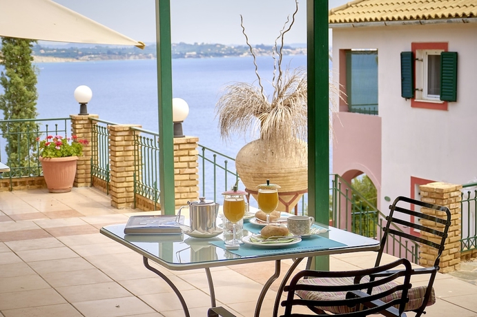 Imagen de los interiores del Hotel Villas Cavo Marathia. Foto 16