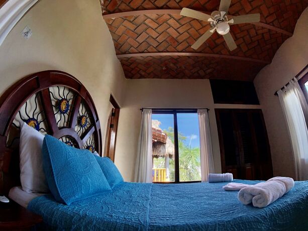 Imagen de la habitación del Hotel Villas Chulavista. Foto 16