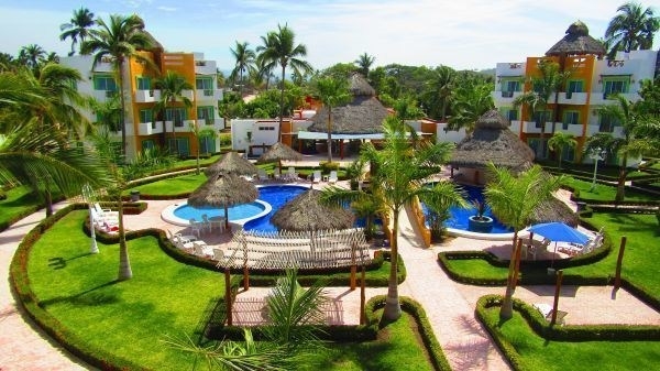 Imagen de los exteriores del Hotel Villas Coco Mango. Foto 15