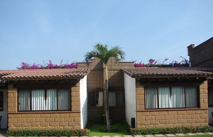 Imagen de los exteriores del Hotel Villas Colibr&iacute;. Foto 16