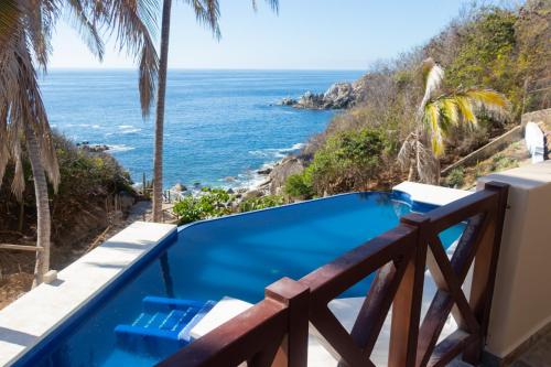 Imagen general del Hotel Villas Coral Huatulco. Foto 1
