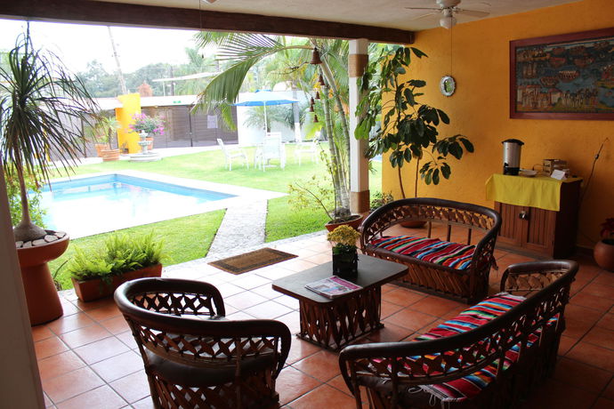 Imagen de los exteriores del Hotel Villas Cuernavaca. Foto 8