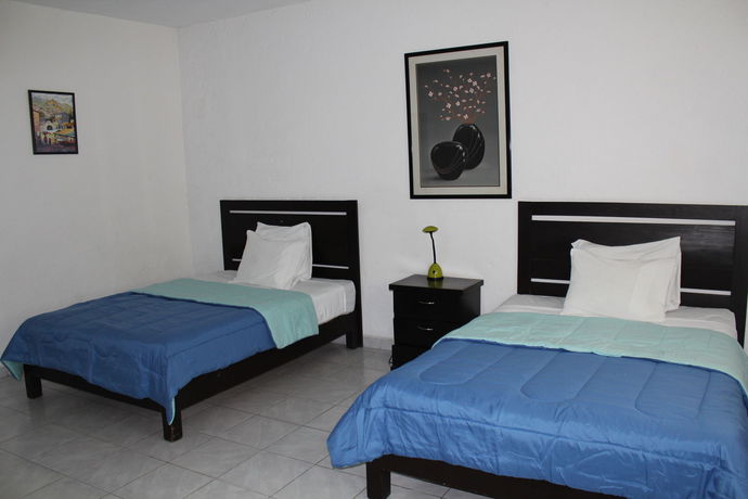 Imagen de los exteriores del Hotel Villas Cuernavaca. Foto 10