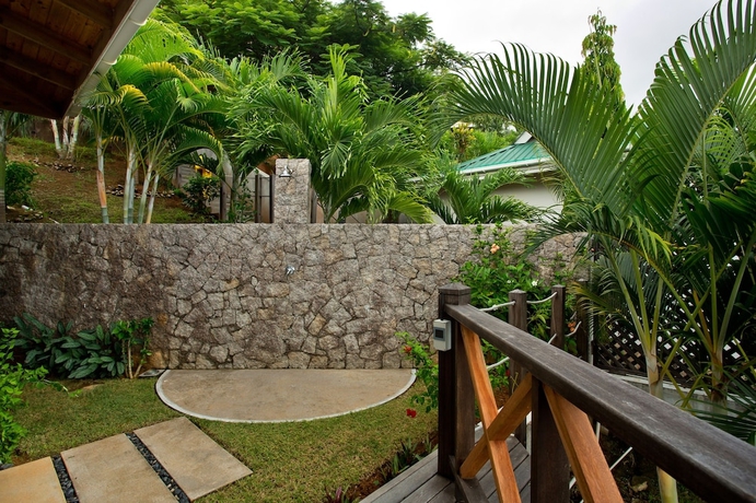 Imagen de la habitación del Hotel Villas De Jardin. Foto 6