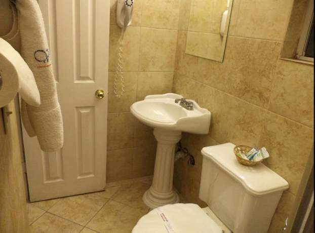 Imagen de la habitación del Hotel Villas De Santiago Inn. Foto 13