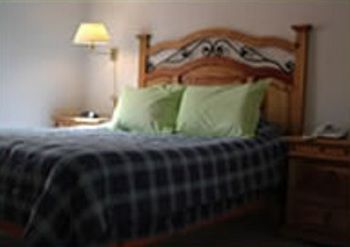 Imagen de los interiores del Hotel Villas Del Portal. Foto 7