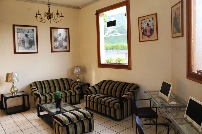 Imagen de los interiores del Hotel Villas Del Sol. Foto 19