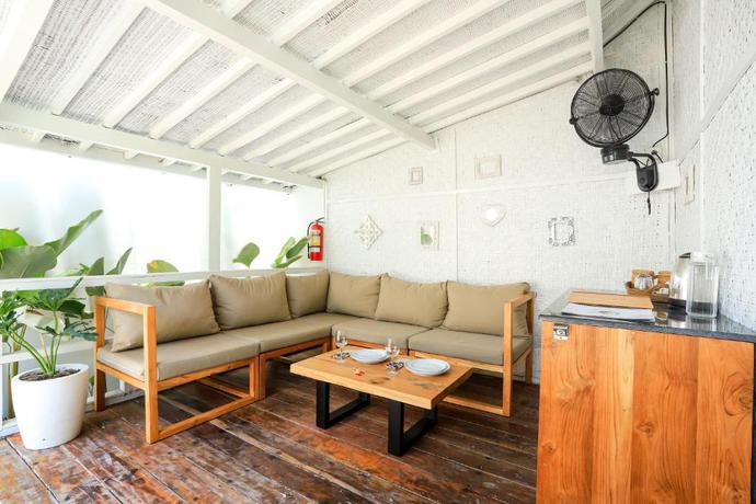 Imagen de los exteriores del Hotel Villas Edenia. Foto 11