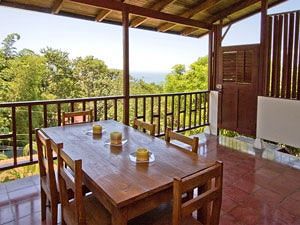 Imagen del bar/restaurante del Hotel Villas El Parque. Foto 2