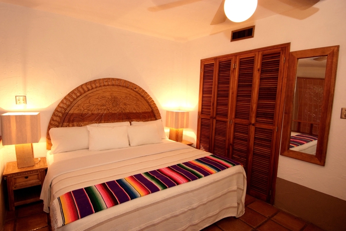 Imagen de la habitación del Hotel Villas El Rancho. Foto 6