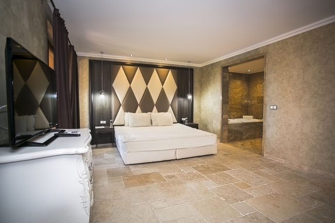 Imagen de la habitación del Hotel Villas Elenite Premium. Foto 8
