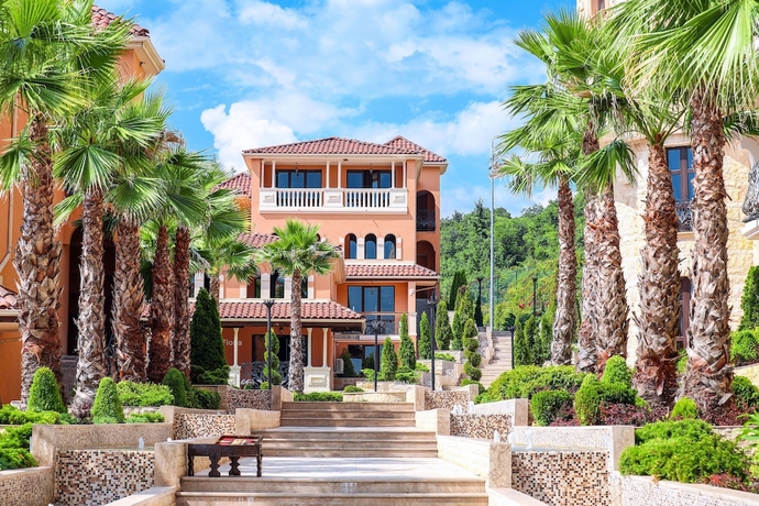 Imagen general del Hotel Villas Elenite Premium. Foto 1