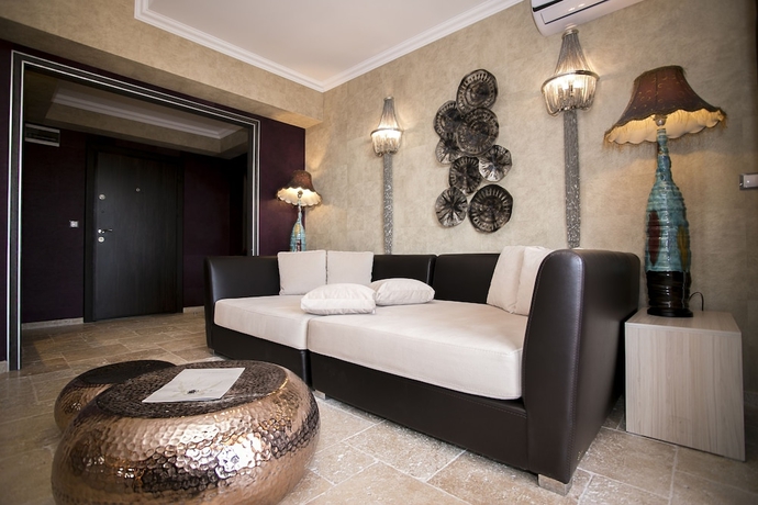 Imagen de la habitación del Hotel Villas Elenite Premium. Foto 13