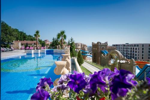 Imagen general del Hotel Villas Elenite Premium - Ultra All Inclusive & Aqua Park. Foto 1