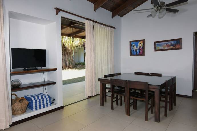 Imagen de la habitación del Hotel Villas Estival. Foto 15