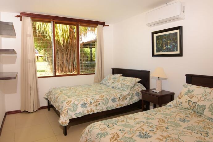 Imagen de la habitación del Hotel Villas Estival. Foto 17