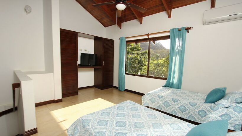 Imagen de la habitación del Hotel Villas Estival. Foto 19