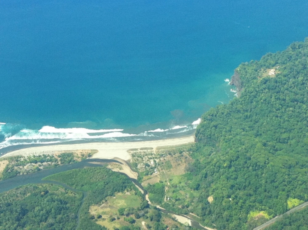Imagen de los exteriores del Hotel Villas Gaia. Foto 10