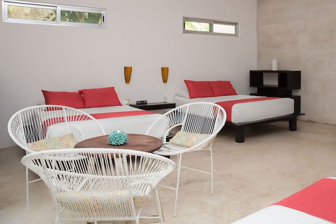 Imagen de la habitación del Hotel Villas H2O. Foto 2