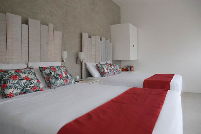 Imagen de la habitación del Hotel Villas H2O. Foto 11