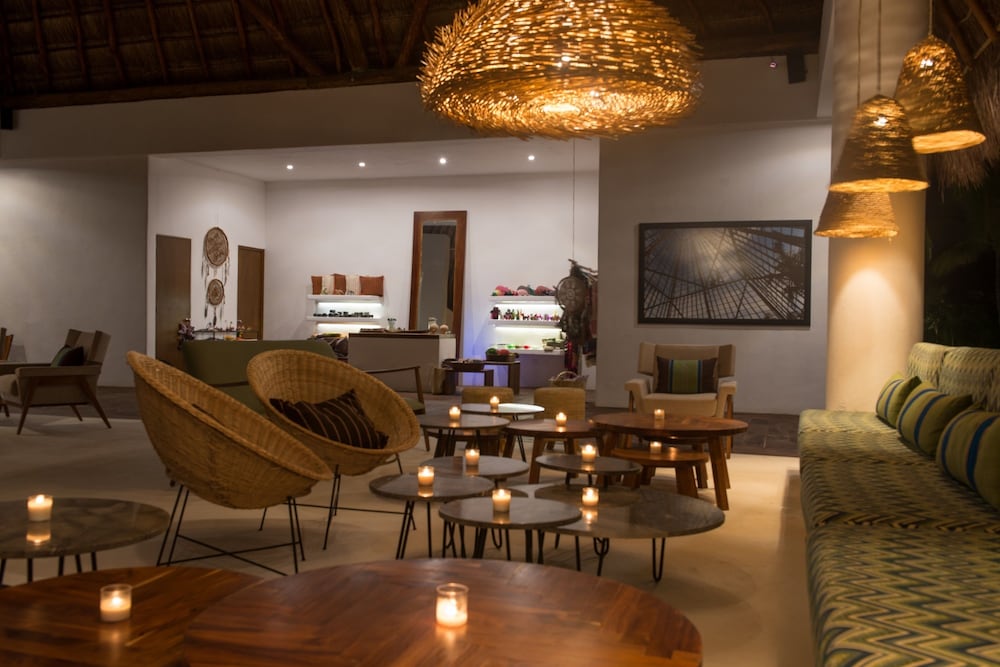 Imagen de los interiores del Hotel Villas Hm Palapas Del Mar. Foto 19