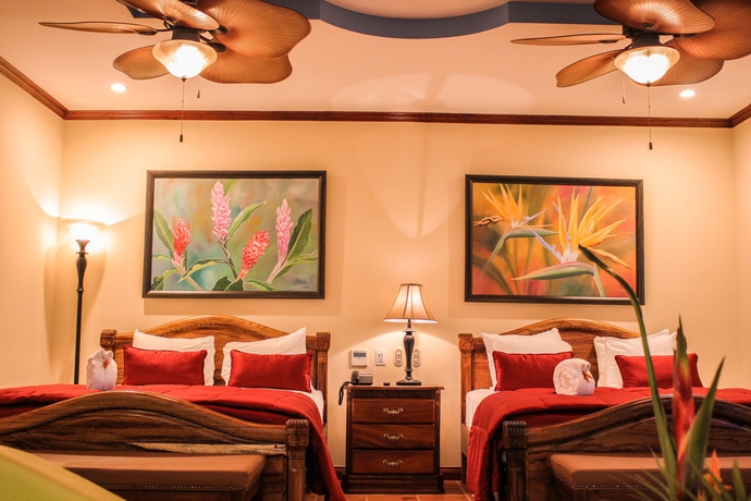 Imagen de la habitación del Hotel Villas Lirio. Foto 5