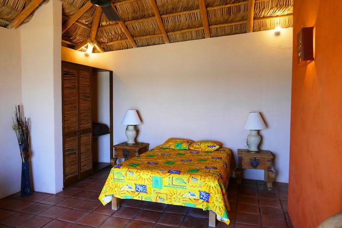 Imagen de la habitación del Hotel Villas Mar y Arena. Foto 14