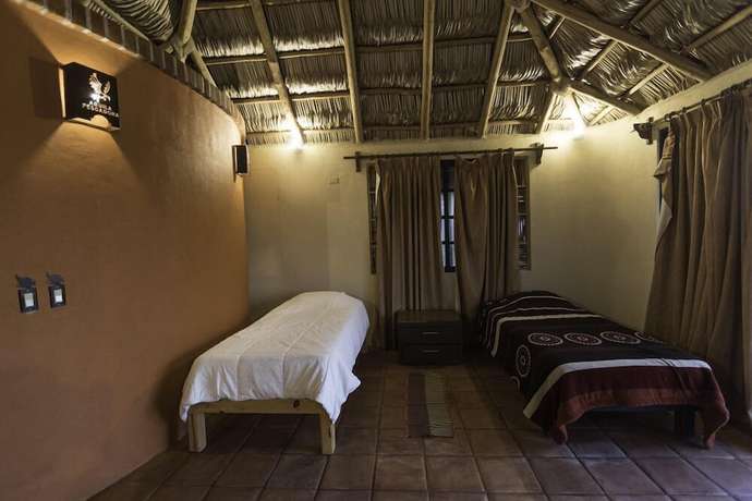 Imagen de la habitación del Hotel Villas Mar y Arena. Foto 16