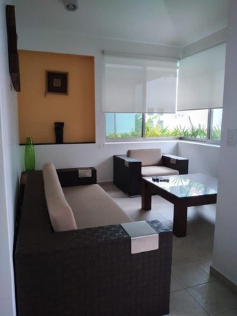 Imagen general del Hotel Villas Maria Isabel. Foto 4