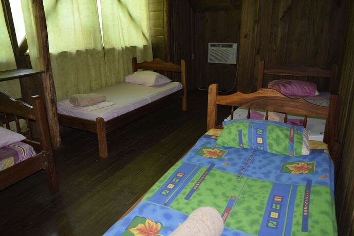 Imagen de la habitación del Hotel Villas Mar&iacute;a Luisa Lodge. Foto 19