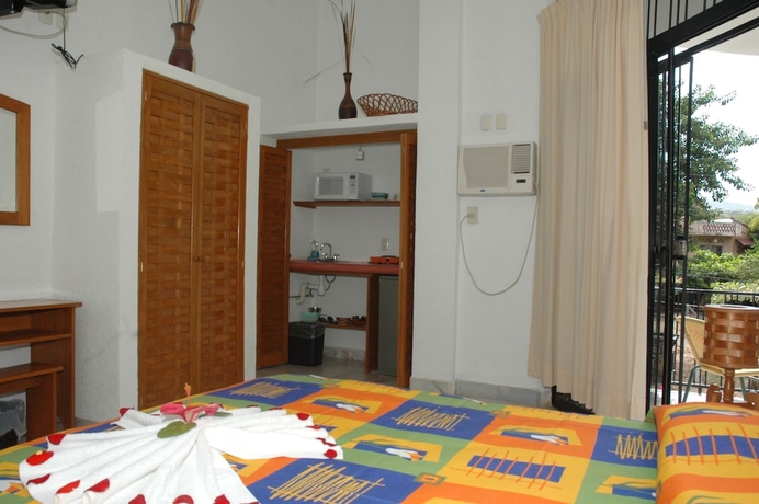 Imagen de la habitación del Hotel Villas Mercedes. Foto 3