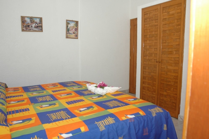 Imagen de la habitación del Hotel Villas Mercedes. Foto 5