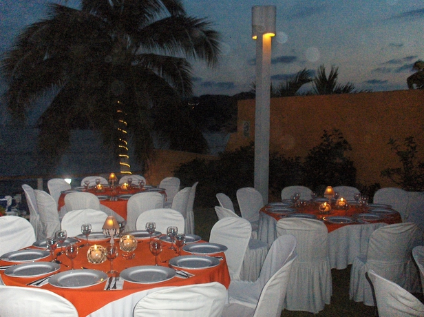 Imagen de los exteriores del Hotel Villas Miramar. Foto 6