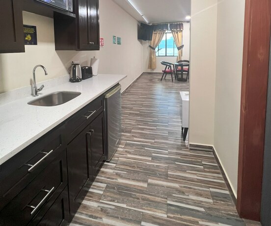 Imagen de la habitación del Hotel Villas Noelia. Foto 12