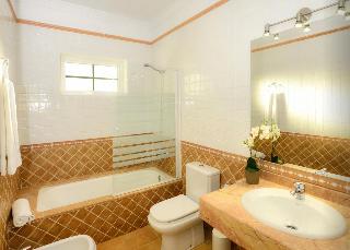 Imagen de la habitación del Hotel Villas Nohara. Foto 5