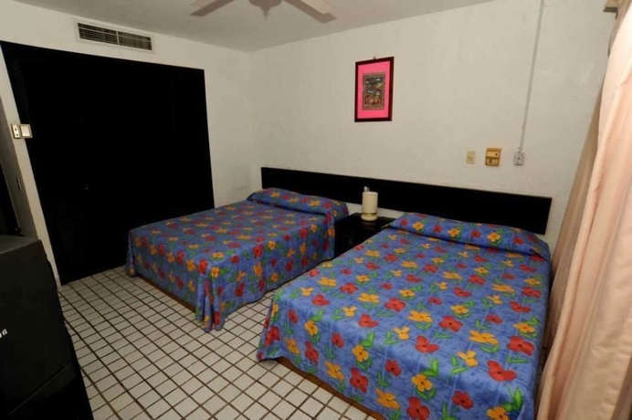 Imagen de la habitación del Hotel Villas Para&iacute;so. Foto 5