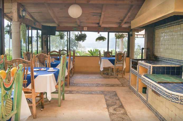 Imagen del bar/restaurante del Hotel Villas Paraiso. Foto 2