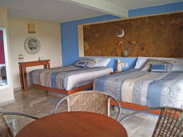 Imagen de la habitación del Hotel Villas Paraiso. Foto 15