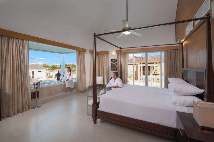 Imagen de la habitación del Hotel Villas Park VIP at Lifestyle Resort &mdash; Villas Only | Mandatory All-Inclusive Paid at Resort. Foto 6