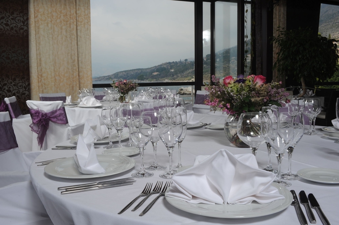 Imagen de los interiores del Hotel Villas Plat. Foto 13