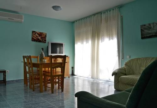 Imagen de la habitación del Hotel Villas Port Tropical. Foto 4