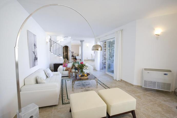 Imagen de los interiores del Hotel Villas Resort. Foto 13