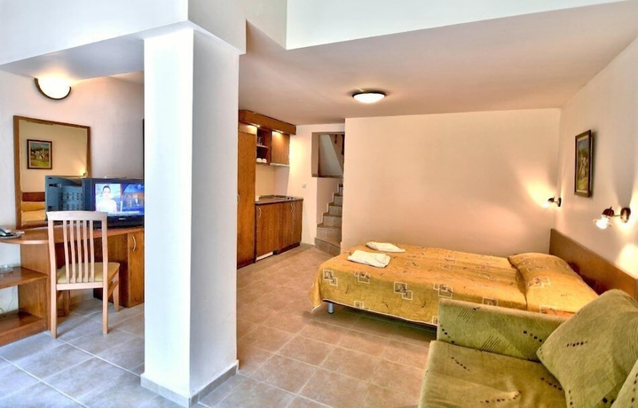 Imagen de la habitación del Hotel Villas Ropotamo. Foto 7