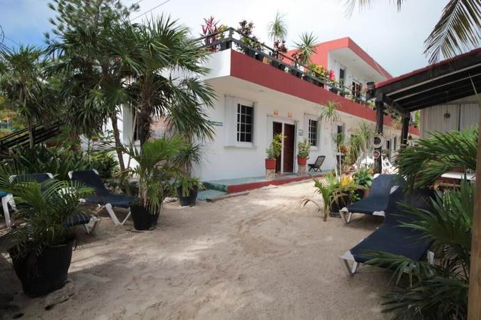 Imagen de los interiores del Hotel Villas Roseliz Punta Allen. Foto 8