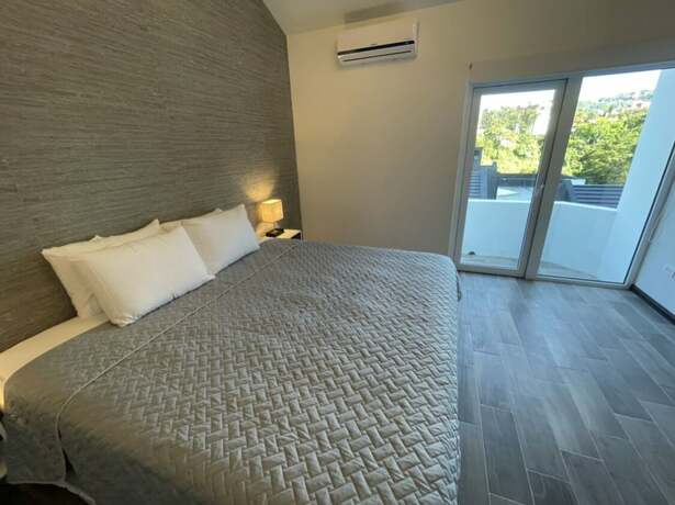 Imagen general del Hotel Villas Santander - Deluxe Stay. Foto 4