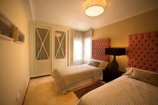 Imagen de la habitación del Hotel Villas Se&ntilde;orio. Foto 3