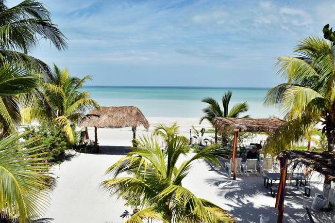 Imagen general del Hotel Villas Tiburon. Foto 3