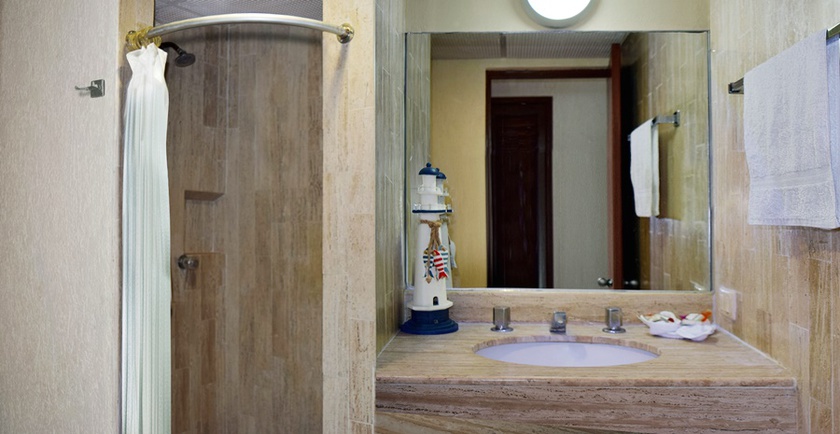 Imagen general del Hotel Villas Tiburon. Foto 8