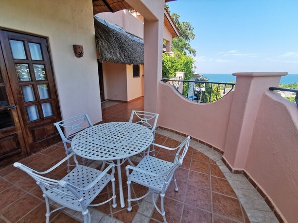 Imagen general del Hotel Villas Vista Suites. Foto 12