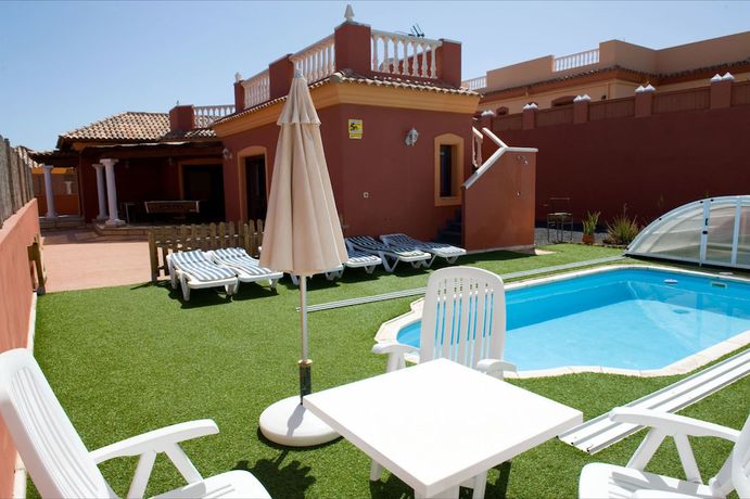 Imagen de la piscina del Hotel Villas Vistas del Mar Anju Villas. Foto 14